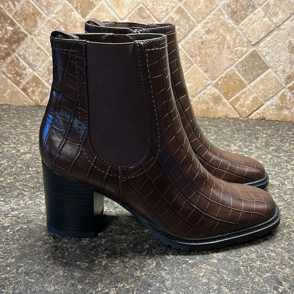 White Mountain Faux Crocco Leather Boots- NWOB - Picture 2 of 6